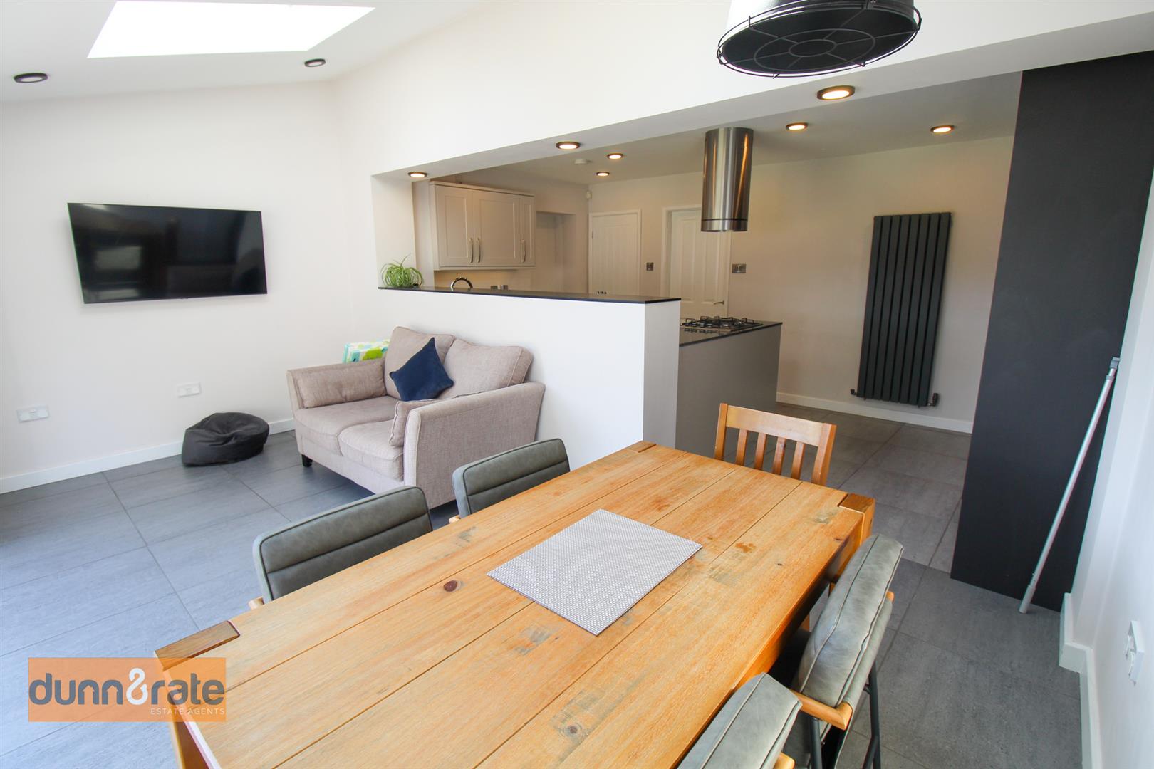 Cadeby Grove, Milton